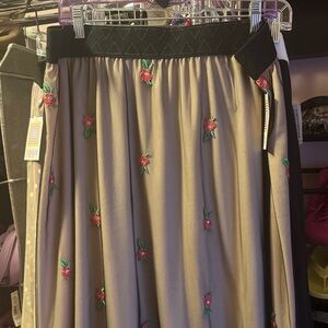 LuLaRoe Tan Skirt with Red Floral Embroidery